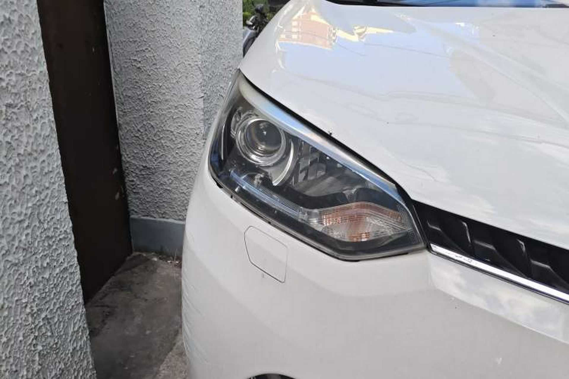 Used MG GS 2016 2.0TGI TST Four-Wheel Drive Flagship Edition Right Front Headlight