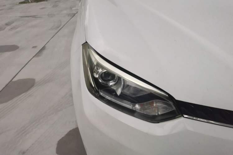 Used MG GS 2016 1.5TGI TST Luxury Edition Right Front Headlight