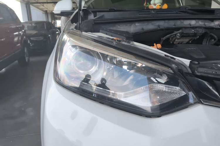 Used MG GS 2016 1.5TGI TST Luxury Edition Right Front Headlight