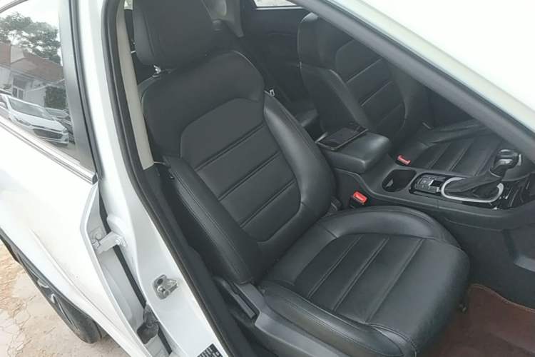 Used MG GS 2016 1.5TGI TST Luxury Edition Right Front Seat