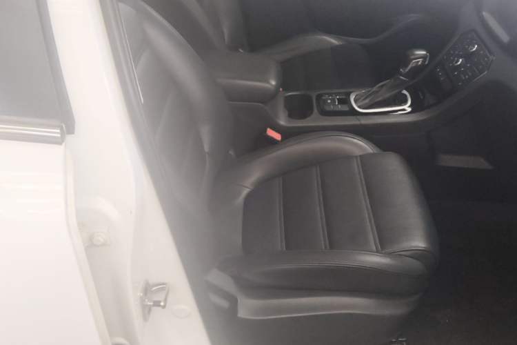 Used MG GS 2016 1.5TGI TST Luxury Edition Right Front Seat
