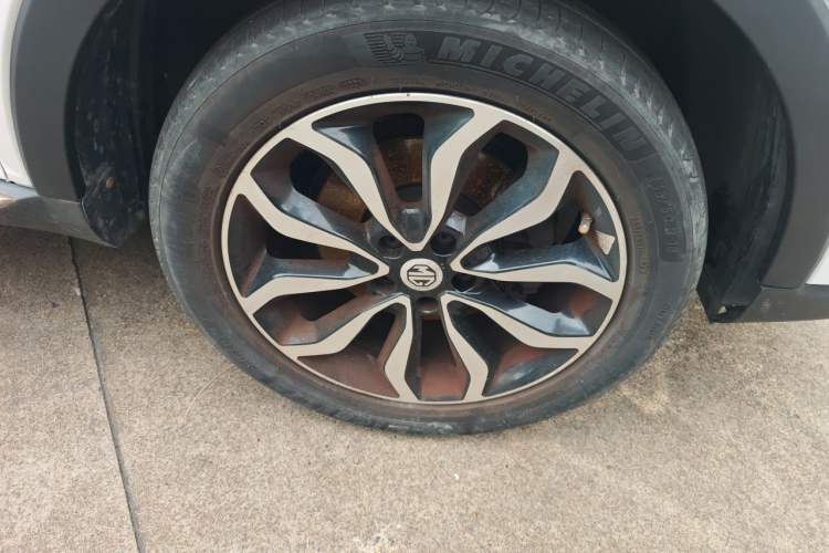 Used MG GS 2016 2.0TGI TST Luxury Edition Right Front Wheel Hub