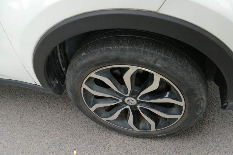 Used MG GS 2016 1.5TGI TST Luxury Edition Right Front Wheel Hub