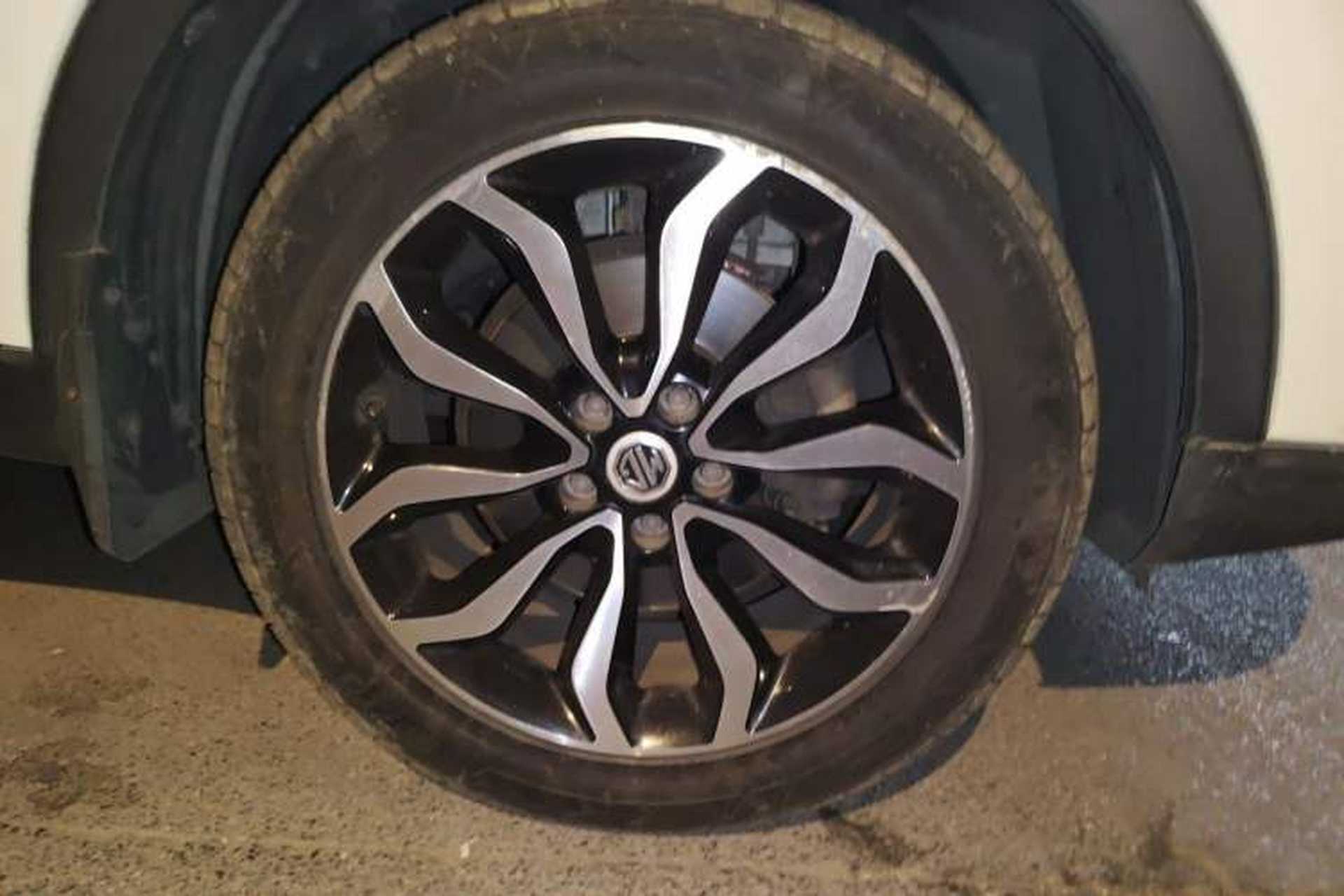 Used MG GS 2016 1.5TGI TST Luxury Edition Right Front Wheel Hub