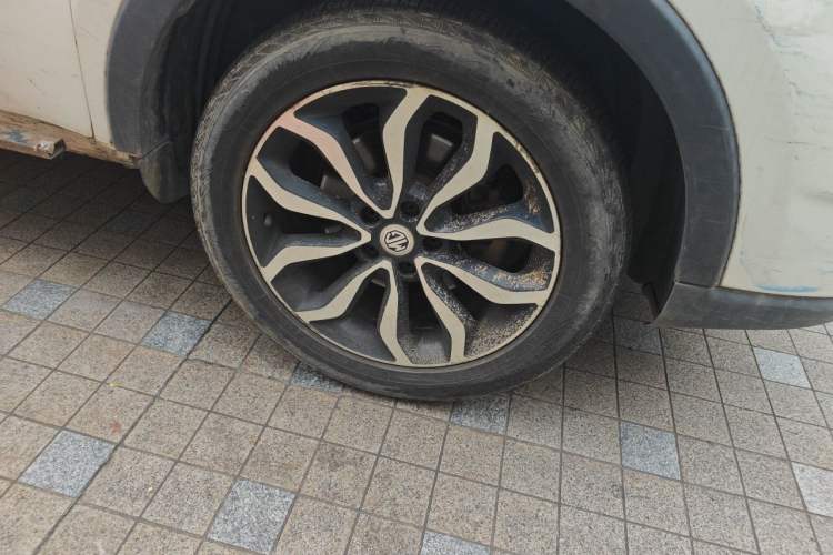 Used MG GS 2016 1.5TGI TST Luxury Edition Right Front Wheel Hub