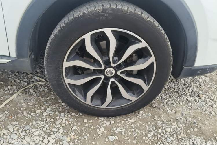 Used MG GS 2016 1.5TGI TST Luxury Edition Right Front Wheel Hub