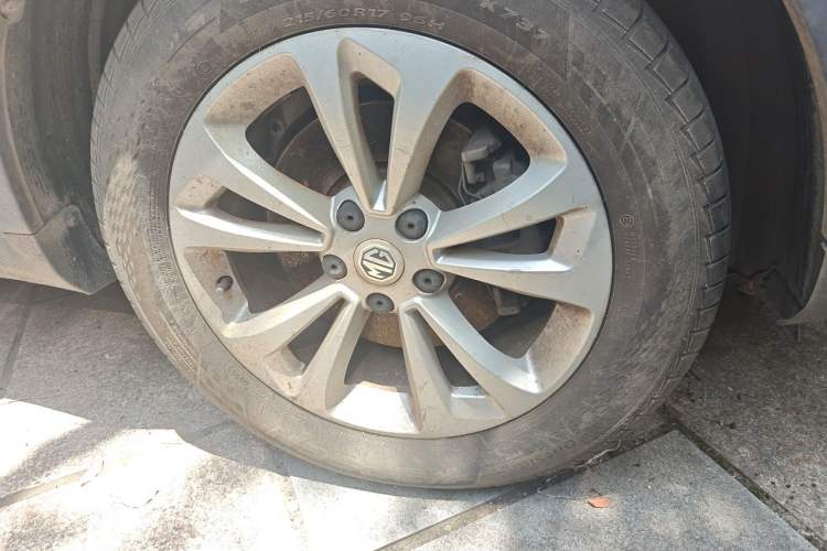 Used MG GS 2016 1.5TGI Manual Value Edition Right Front Wheel Hub