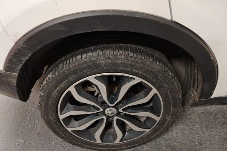 Used MG GS 2016 1.5TGI TST Luxury Edition Right Rear Wheel Hub