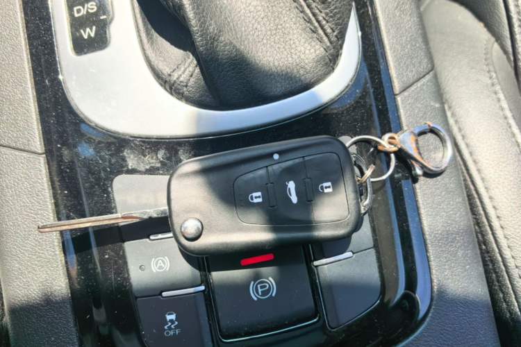 Used MG GS 2016 1.5TGI TST Luxury Edition Vehicle Key