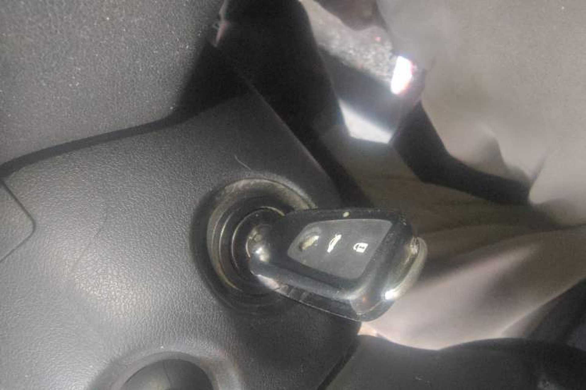 Used MG GS 2016 1.5TGI Manual Value Edition Vehicle Key