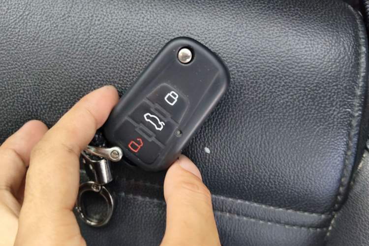 Used MG GS 2016 1.5TGI TST Luxury Edition Vehicle Key