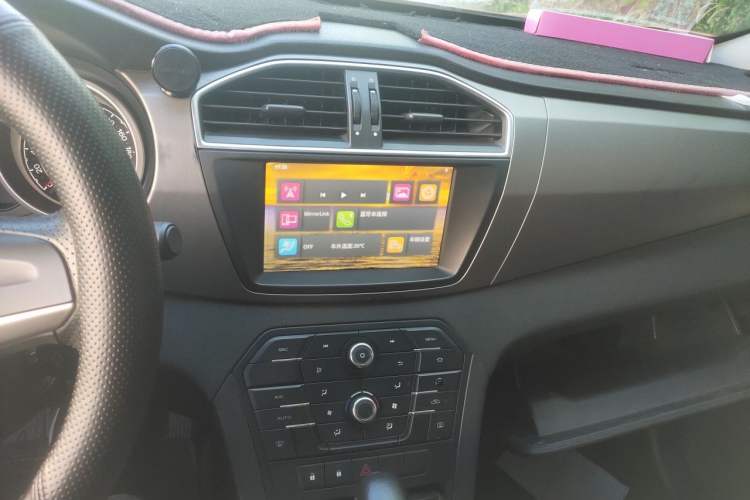 Used MG GS 2016 1.5TGI TST Elite Edition Audio And AC Panel