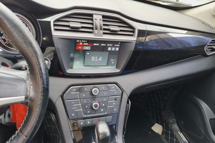 Used MG GS 2016 1.5TGI TST Luxury Edition Audio And AC Panel