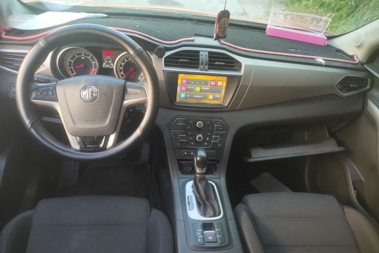 Used MG GS 2016 1.5TGI TST Elite Edition Center Console