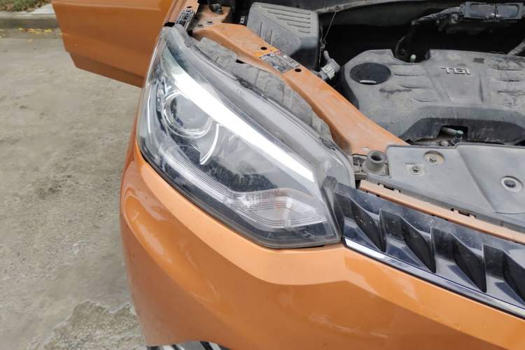 Used MG GS 2016 1.5TGI TST Luxury Edition Engine Bay Right