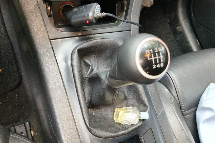 Used MG GS 2016 1.5TGI Manual Value Edition Gear Lever