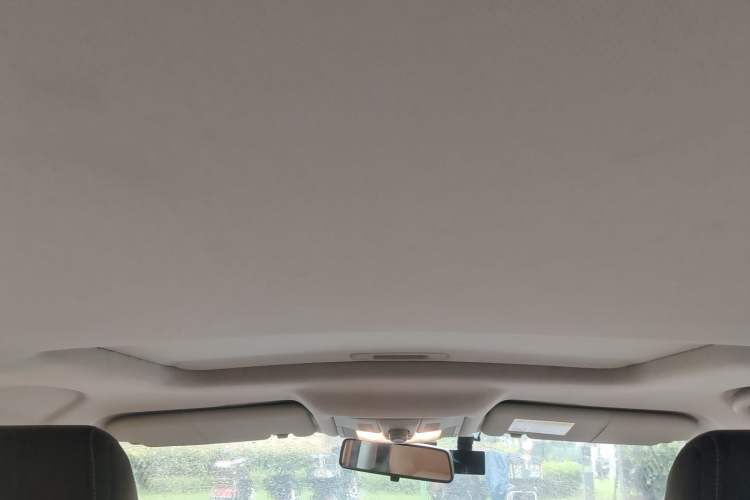 Used MG GS 2016 1.5TGI TST Luxury Edition Headliner