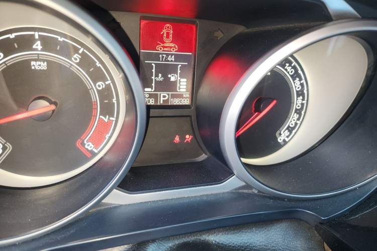 Used MG GS 2016 1.5TGI TST Luxury Edition Odometer Close Up