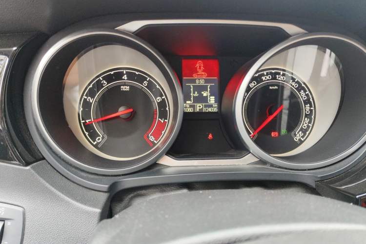 Used MG GS 2016 1.5TGI TST Luxury Edition Odometer Close Up