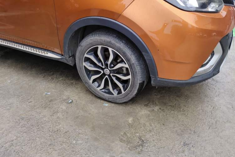 Used MG GS 2016 1.5TGI TST Luxury Edition Right Front Wheel Hub