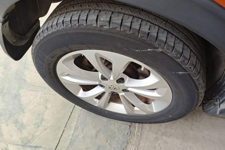 Used MG GS 2016 1.5TGI TST Elite Edition Right Rear Wheel Hub