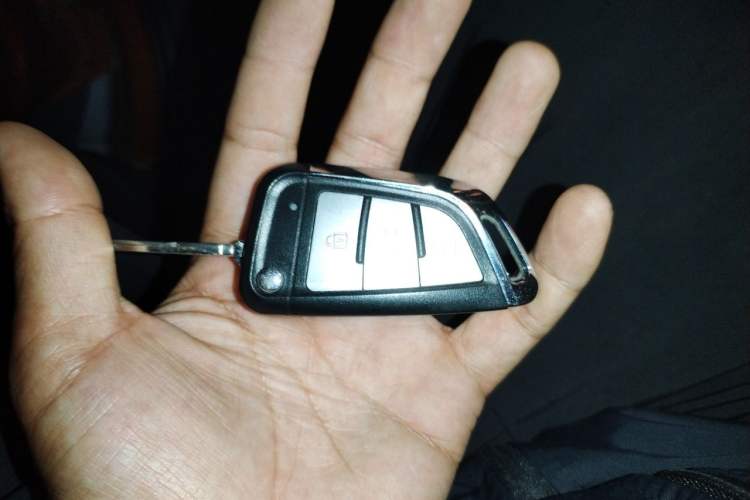 Used MG GS 2016 1.5TGI TST Elite Edition Vehicle Key