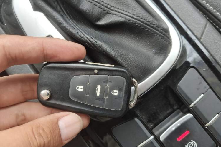 Used MG GS 2016 1.5TGI TST Luxury Edition Vehicle Key