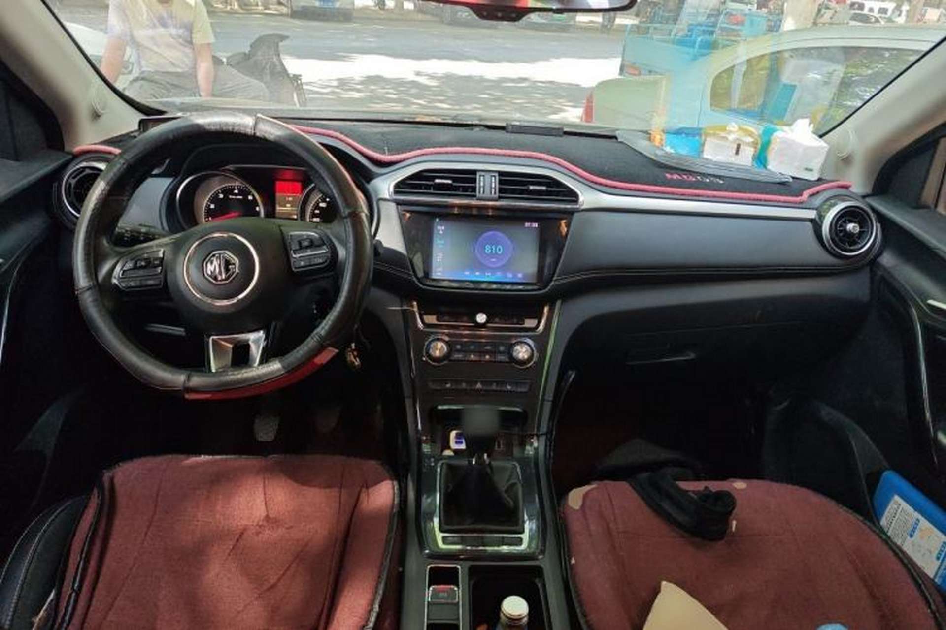 Used MG GS 2017 20T Manual Luxury Edition Center Console