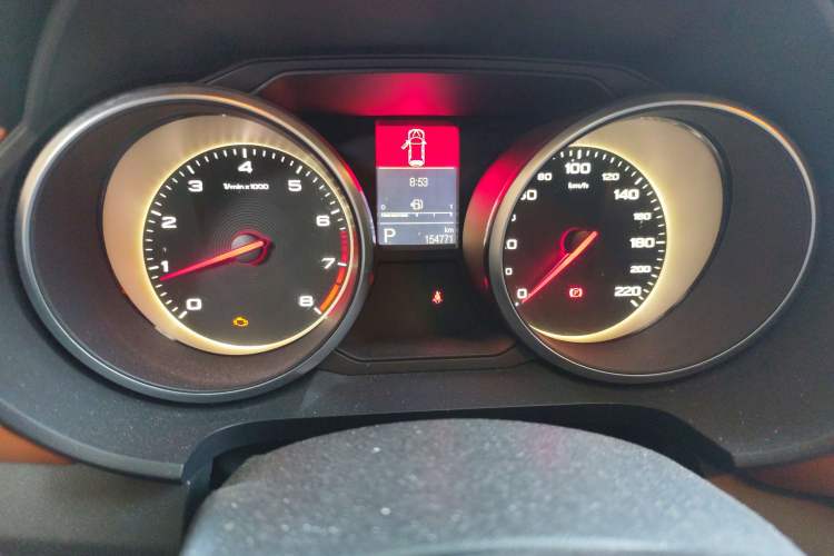 Used MG GS 2017 20T Automatic Luxury Edition Odometer Close Up