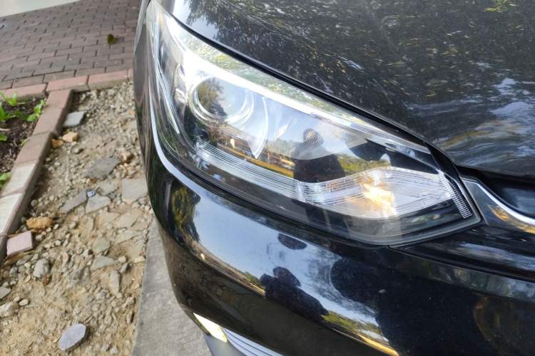 Used MG GS 2017 20T Automatic Luxury Edition Right Front Headlight