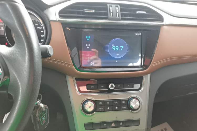 Used MG GS 2017 20T Manual Luxury Edition Audio And AC Panel