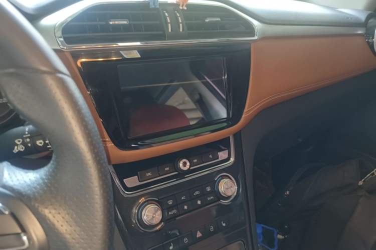 Used MG GS 2017 30T Automatic Prestige Edition Audio And AC Panel