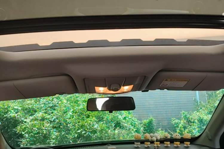 Used MG GS 2017 20T Automatic Luxury Edition Headliner