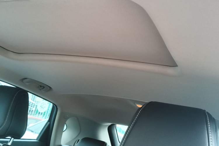 Used MG GS 2017 30T Automatic All-Wheel-Drive Flagship Edition Headliner
