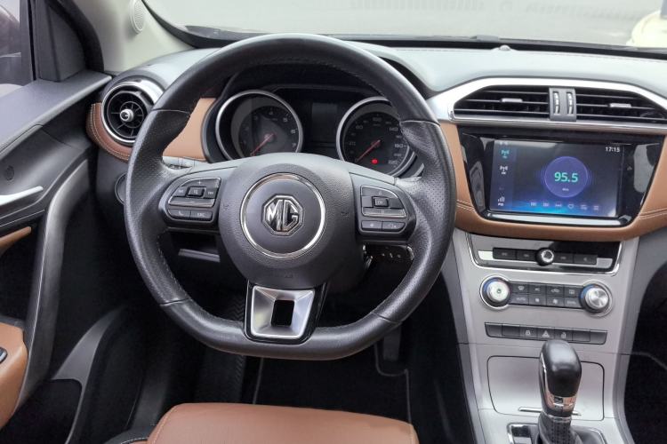 Used MG GS 2017 20T Automatic Luxury Edition Interior 3