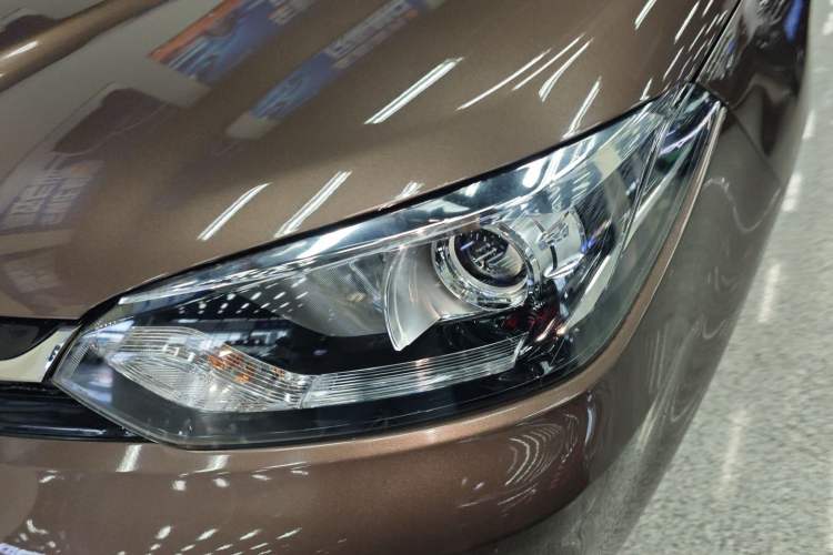 Used MG GS 2017 20T Automatic Prestige Edition Left Front Headlight