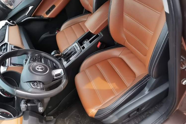 Used MG GS 2017 20T Automatic Prestige Edition Left Front Seat