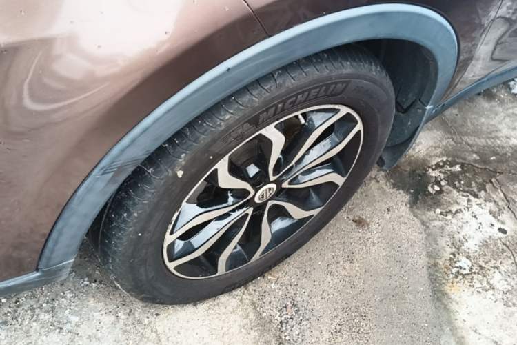 Used MG GS 2017 30T Automatic All-Wheel-Drive Flagship Edition Left Front Wheel Hub