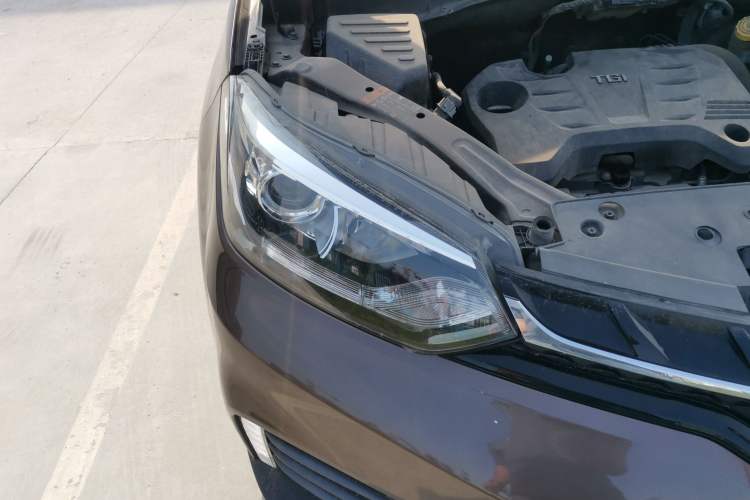 Used MG GS 2017 20T Automatic Prestige Edition Right Front Headlight