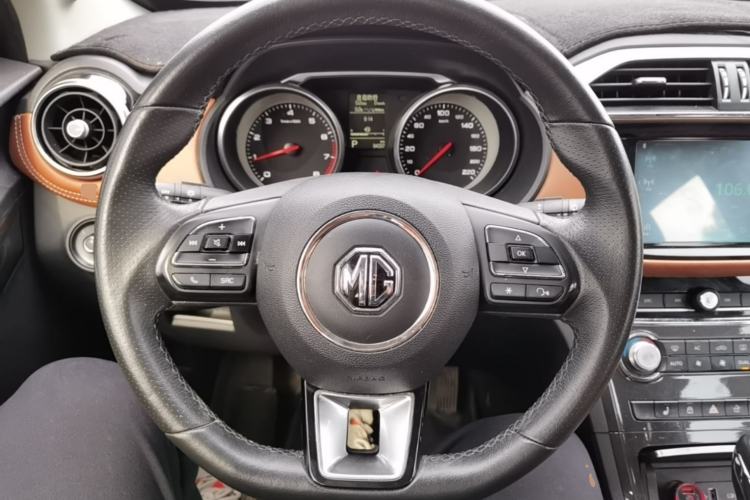 Used MG GS 2017 20T Automatic Prestige Edition Steering Wheel
