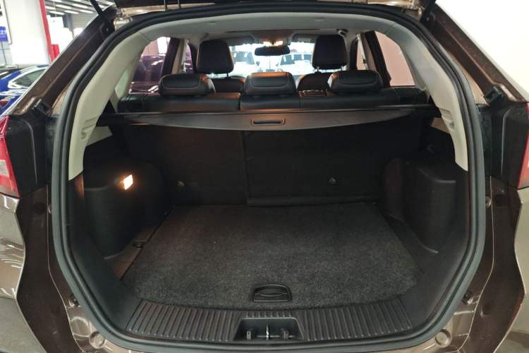 Used MG GS 2017 20T Automatic Prestige Edition Trunk