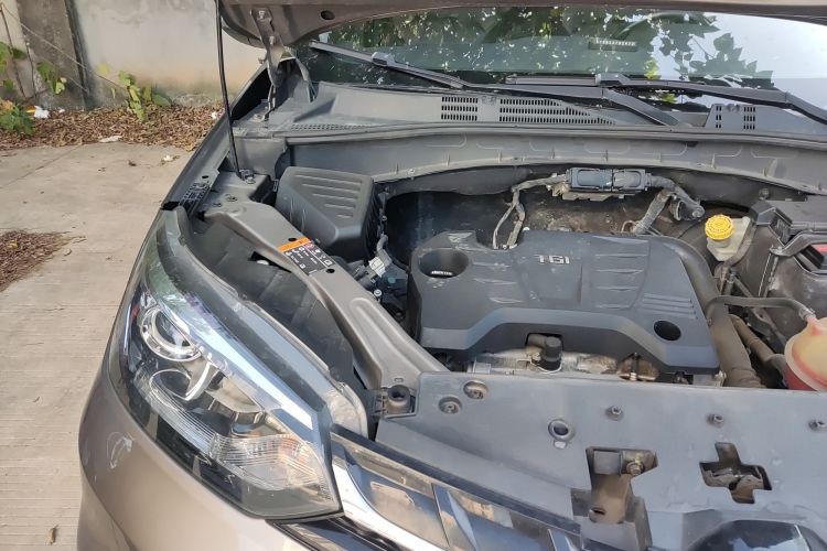 Used MG GS 2017 20T Automatic Prestige Edition Engine Bay Right