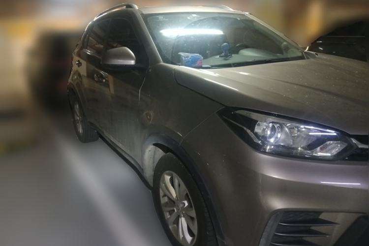 Used MG GS 2017 20T Automatic Luxury Edition Front Right 45 Deg