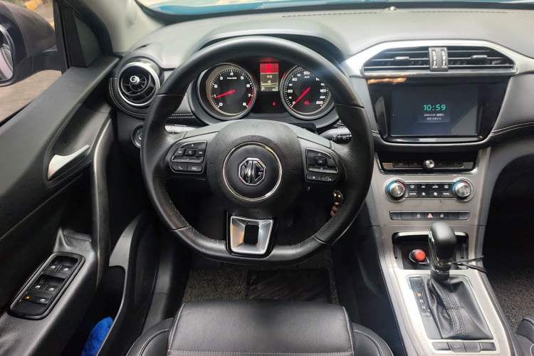 Used MG GS 2017 20T Automatic Luxury Edition Steering Wheel