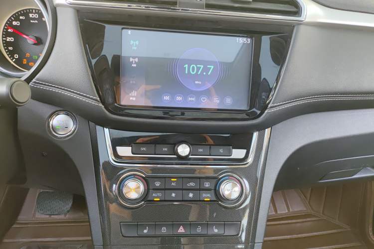Used MG GS 2017 20T Automatic Prestige Edition Audio And AC Panel