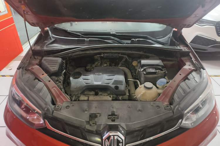 Used MG GS 2017 20T Automatic Luxury Edition Engine Bay