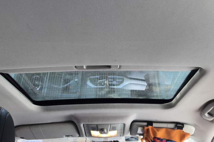 Used MG GS 2017 20T Manual Luxury Edition Headliner