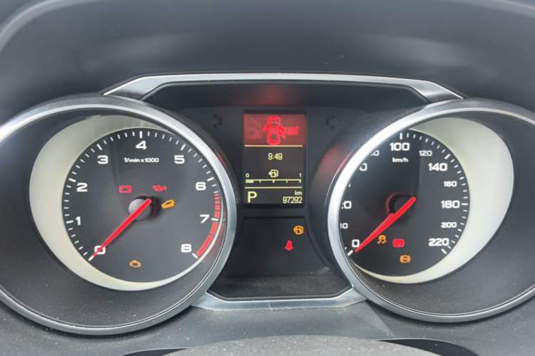 Used MG GS 2017 30T Automatic Prestige Edition Instrument Cluster