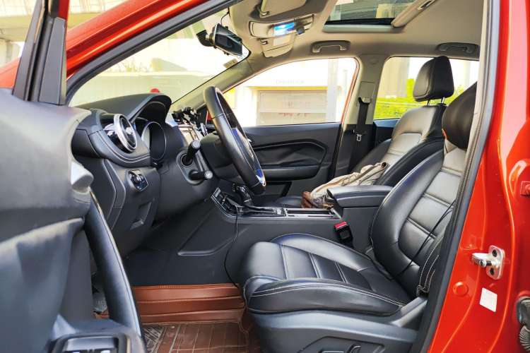 Used MG GS 2017 20T Automatic Prestige Edition Left Front Seat