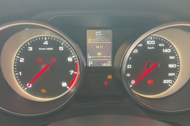 Used MG GS 2017 20T Automatic Luxury Edition Odometer Close Up